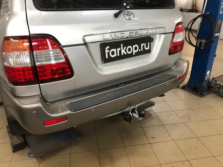 Фаркоп Galia для Toyota Land Cruiser J100 VX 1998-2008 T050A в Ставрополь