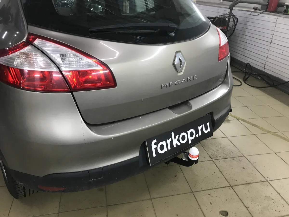 Фаркоп Трейлер для Renault Megane (5дв. хэтчбек ) 2008-2016 Арт. 9050 9050 в Ставрополь Фаркоп Трейлер для Renault Megane (5дв. хэтчбек ) 2008-2016 Арт. 9050 9050 в Ставрополь