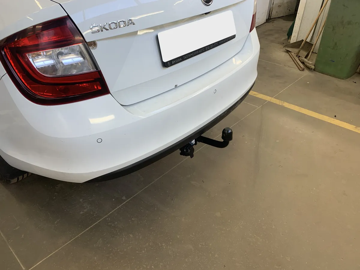 Фаркоп Berg для Skoda Rapid 2014-2020 F.5112.001 в Ставрополь Фаркоп Berg для Skoda Rapid 2014-2020 F.5112.001 в Ставрополь