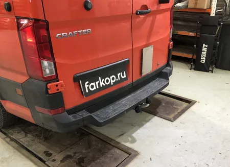 Фаркоп Galia для Volkswagen Crafter 2017-, (для а/м со ступенькой, одинарные колеса сзади) V085A в Ставрополь Фаркоп Galia для Volkswagen Crafter 2017-, (для а/м со ступенькой, одинарные колеса сзади) V085A в Ставрополь