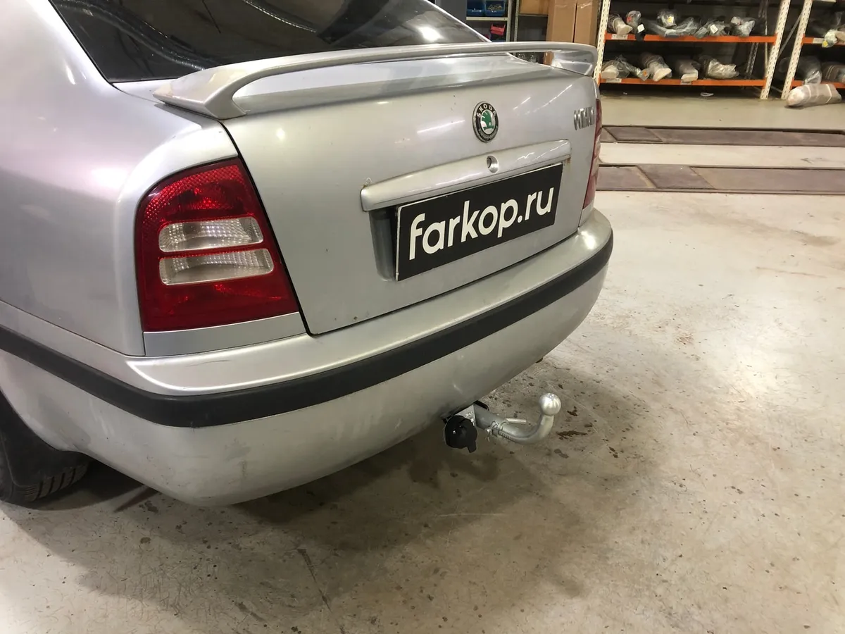 Фаркоп Лидер Плюс для Skoda Octavia Tour (лифтбек) 1996-2011 S104-BA в Ставрополь