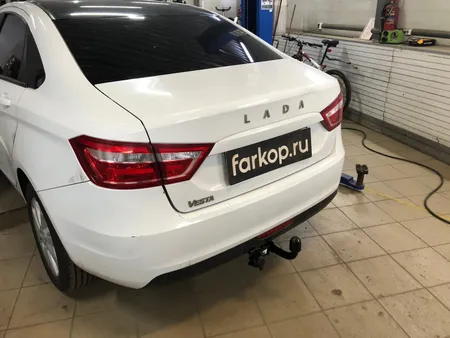 Фаркоп Berg для Lada Vesta (вкл. Cross) 2015-2022 Арт. F.6012.003 F.6012.003 в Ставрополь