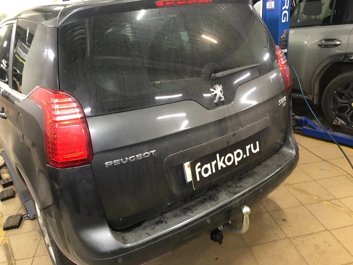Фаркоп Galia для Peugeot 5008 2010-2016 C051A в Ставрополь Фаркоп Galia для Peugeot 5008 2010-2016 C051A в Ставрополь