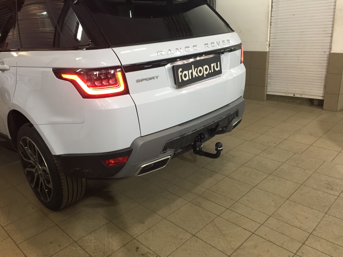 Установили фаркоп Aragon для Land Rover Range Rover Sport 2018 г. Установили фаркоп Aragon для Land Rover Range Rover Sport 2018 г.