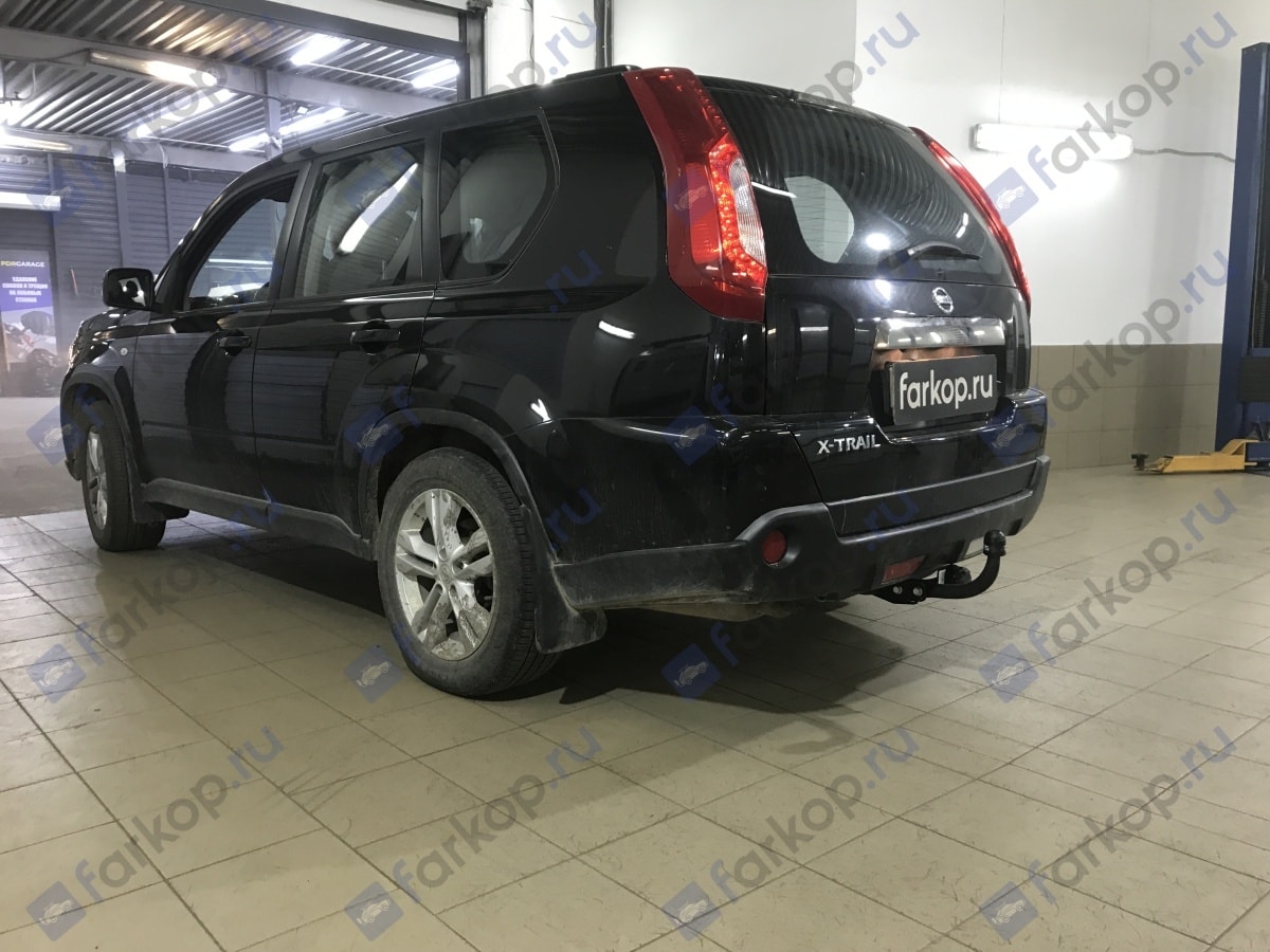 Установили фаркоп Oris для Nissan X-Trail 2007-2014 г.в. Установили фаркоп Oris для Nissan X-Trail 2007-2014 г.в.