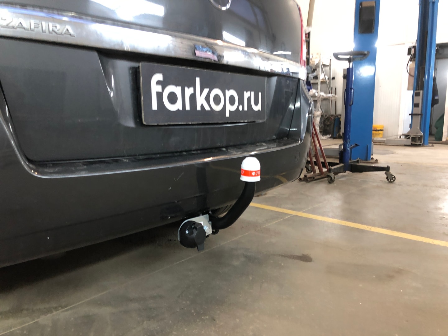 Установили фаркоп Трейлер для Opel Zafira 2012 г.в. Установили фаркоп Трейлер для Opel Zafira 2012 г.в.